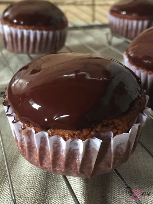 Chocolade muffins van Larisse, patesserie, ecuador