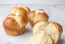 advocaatbroodjes met parelsuiker