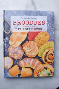 cover Broodjes uit eigen oven zoet en hartig