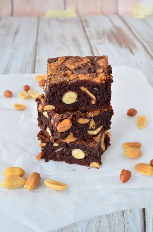 pindakaas-brownies, lauras-bakery, basisbakboek, patesserie, boekentip